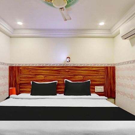Hotel O Hanuman Pet Near Railway Station Vijayawāda Екстериор снимка