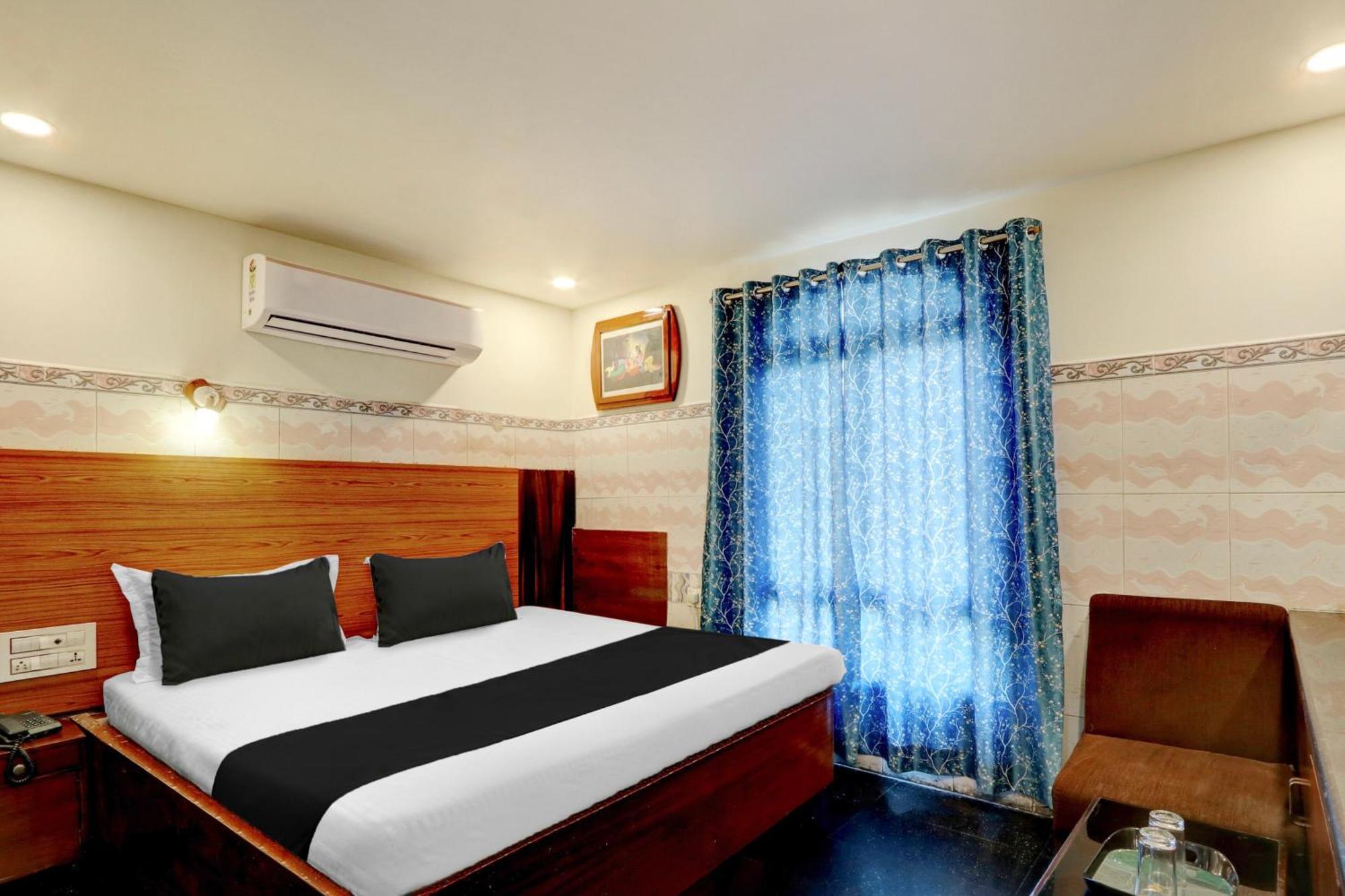 Hotel O Hanuman Pet Near Railway Station Vijayawāda Екстериор снимка