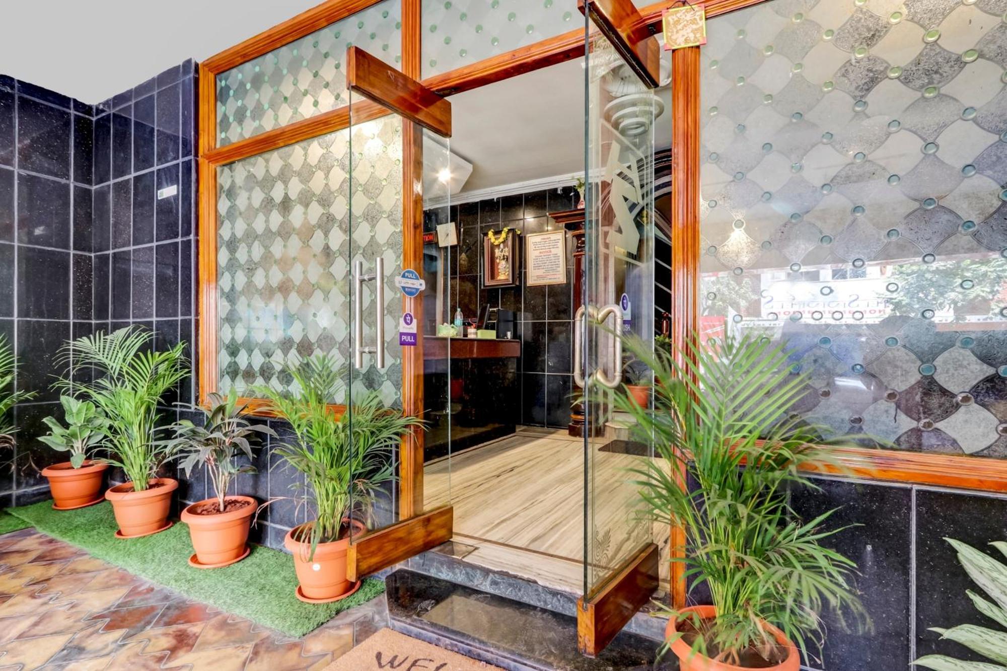 Hotel O Hanuman Pet Near Railway Station Vijayawāda Екстериор снимка