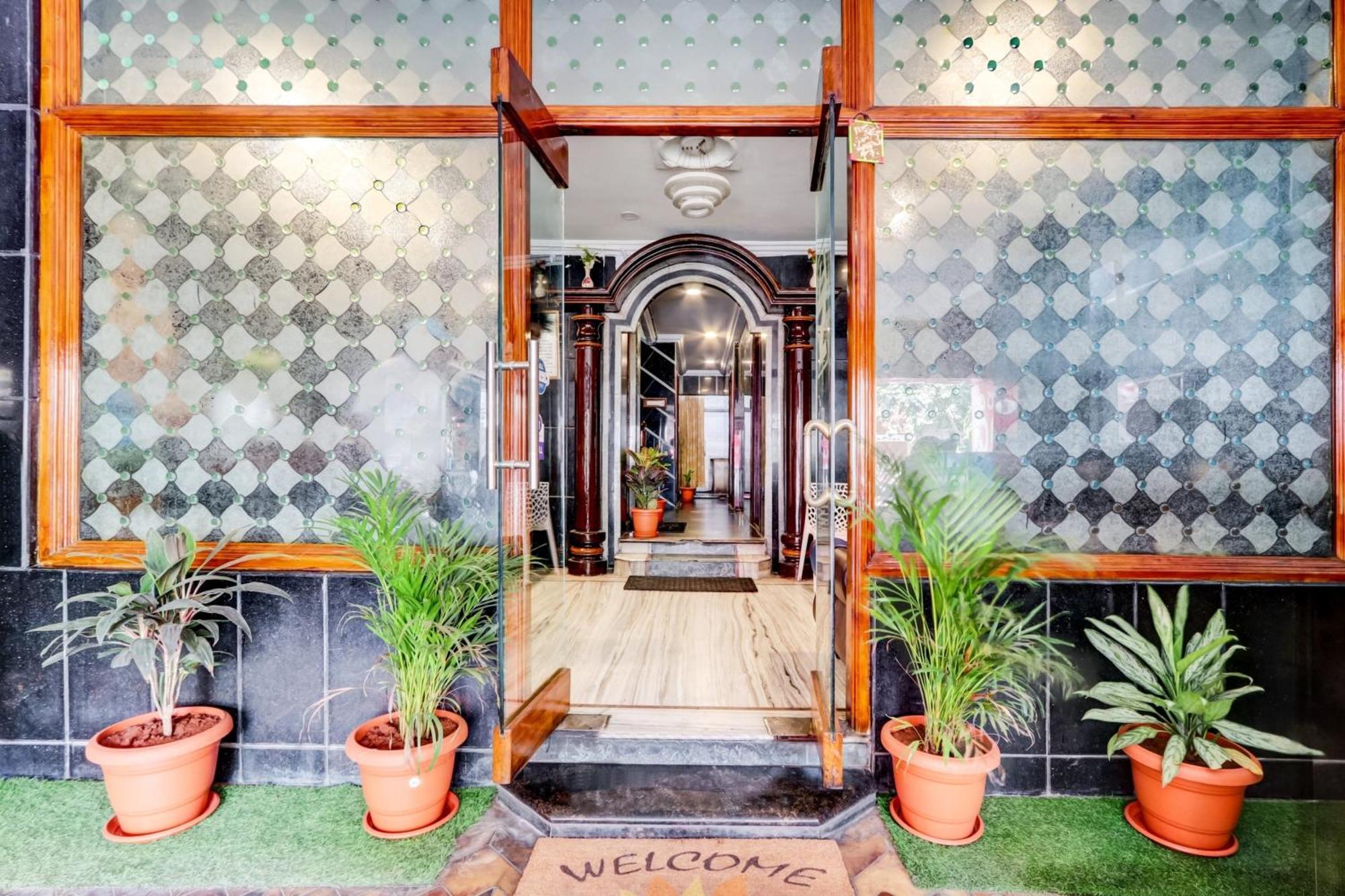 Hotel O Hanuman Pet Near Railway Station Vijayawāda Екстериор снимка