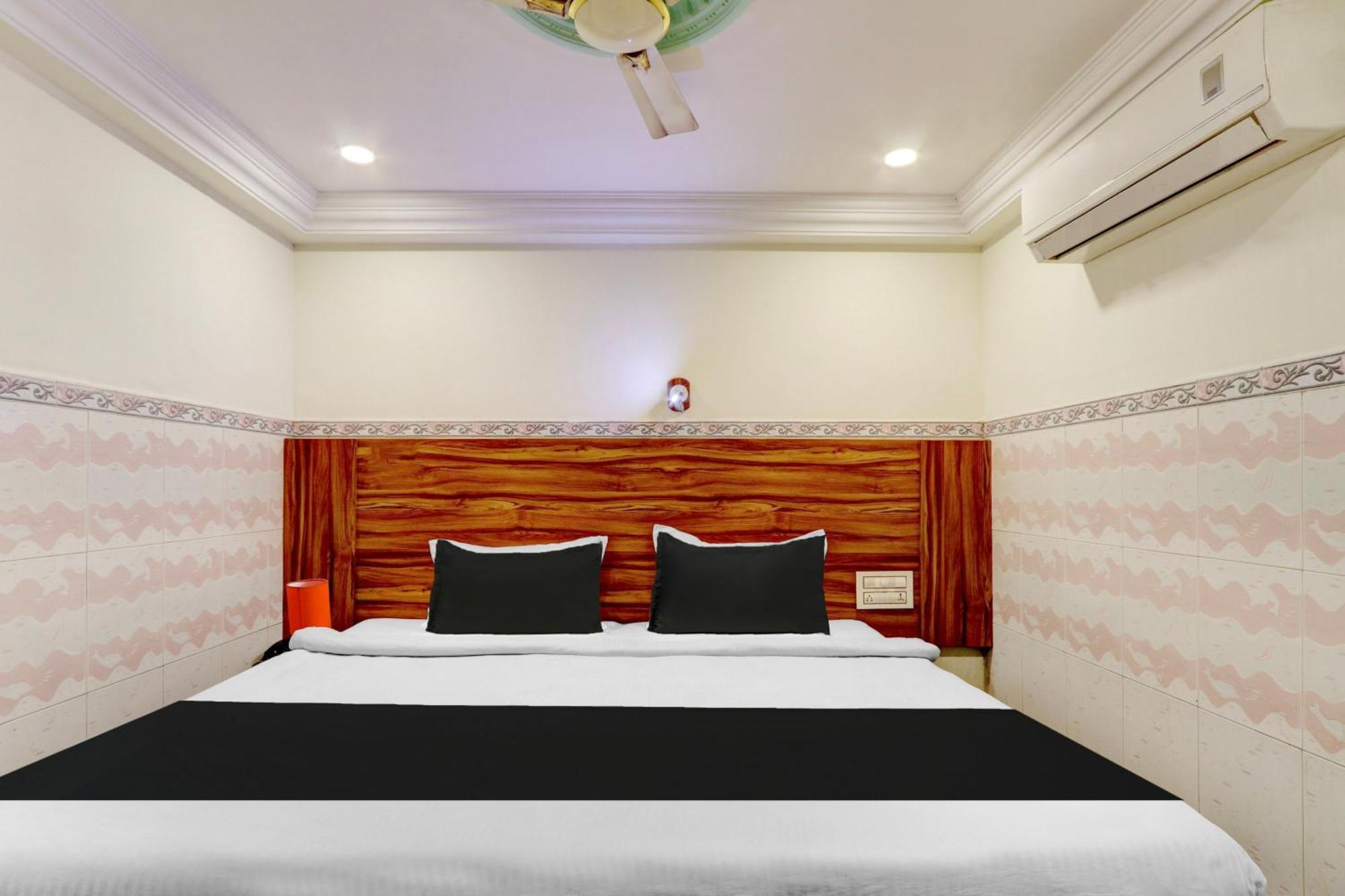 Hotel O Hanuman Pet Near Railway Station Vijayawāda Екстериор снимка