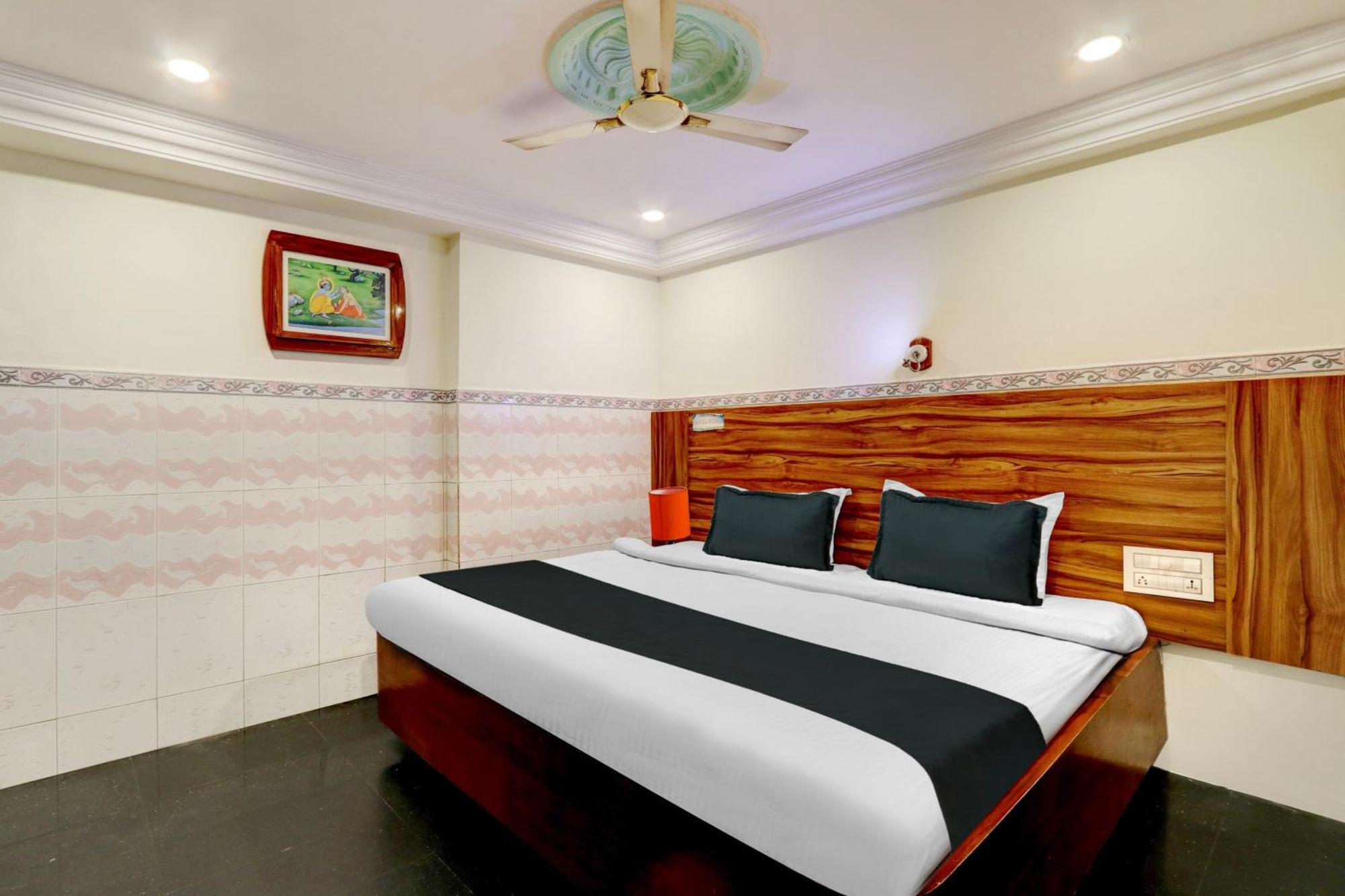 Hotel O Hanuman Pet Near Railway Station Vijayawāda Екстериор снимка